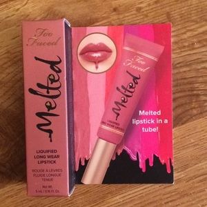 Too Faced Melted lipstick